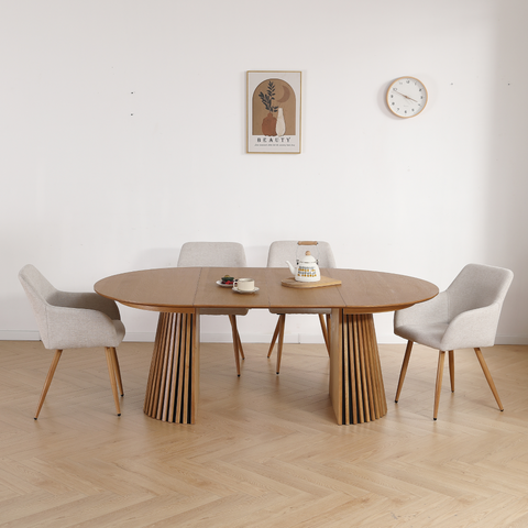 Jenna Esszimmerstuhl - beigefarbener Stoff mit Eichenoptik