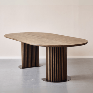 Matteo - Dielentisch mit Lattenrost aus massiver Räuchereiche 240x120x77 cm